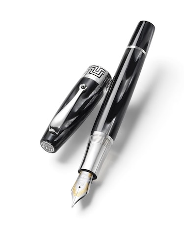 The Montegrappa Black & White Extra 1930 Italian luxury pen. Photo: ©Montegrappa, All Rights Reserved