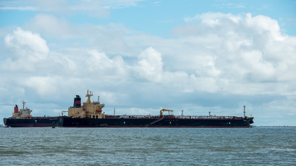 Two oil tanker ships moving through Houston Ship Channel. Photo ©Jeff Kauffman.
